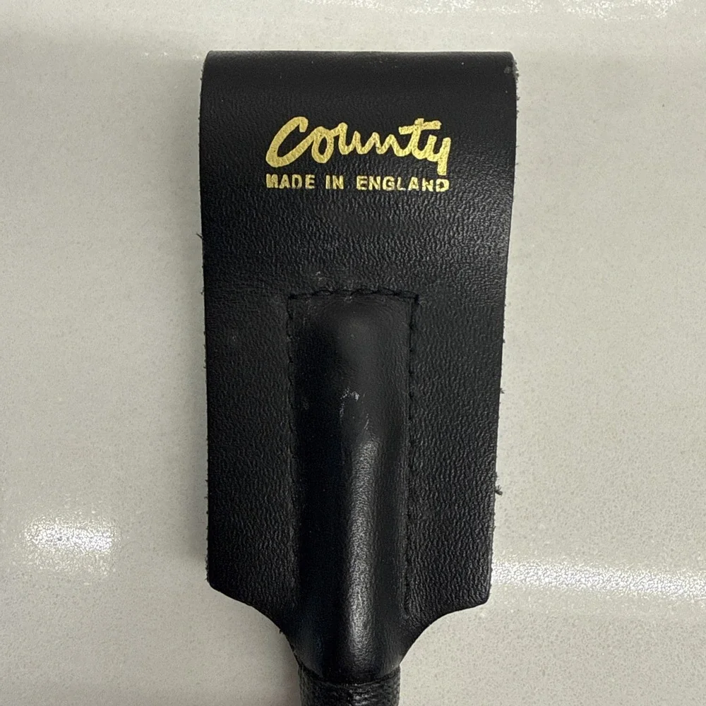Vintage County Handmade Equestrian Black Leather Riding Crop Whip 20.5